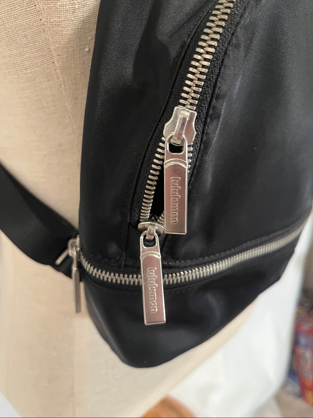 Lululemon City Adventurer Backpack Micro 3L - Picture 2 of 11